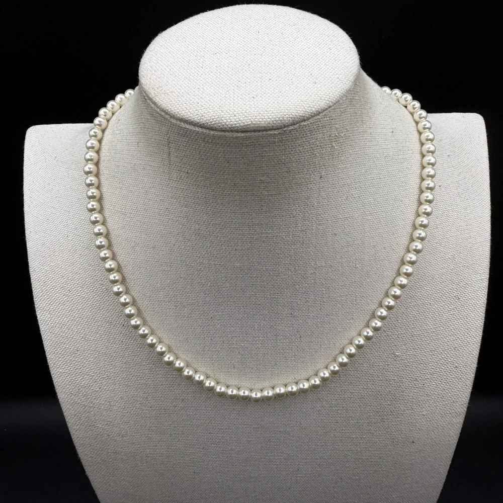 N/A elegant single